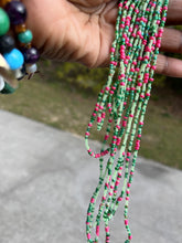 Load image into Gallery viewer, Glow Queen, Lite Glow in the Dark
